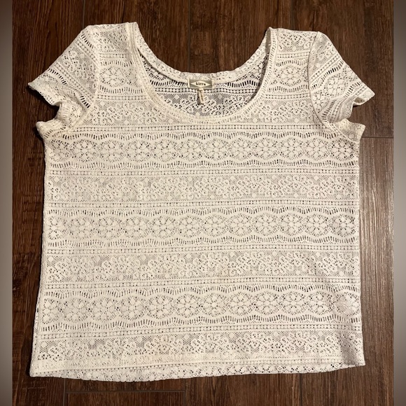 EUC kirra lace short sleeve ivory top. Size Large. - Picture 1 of 7